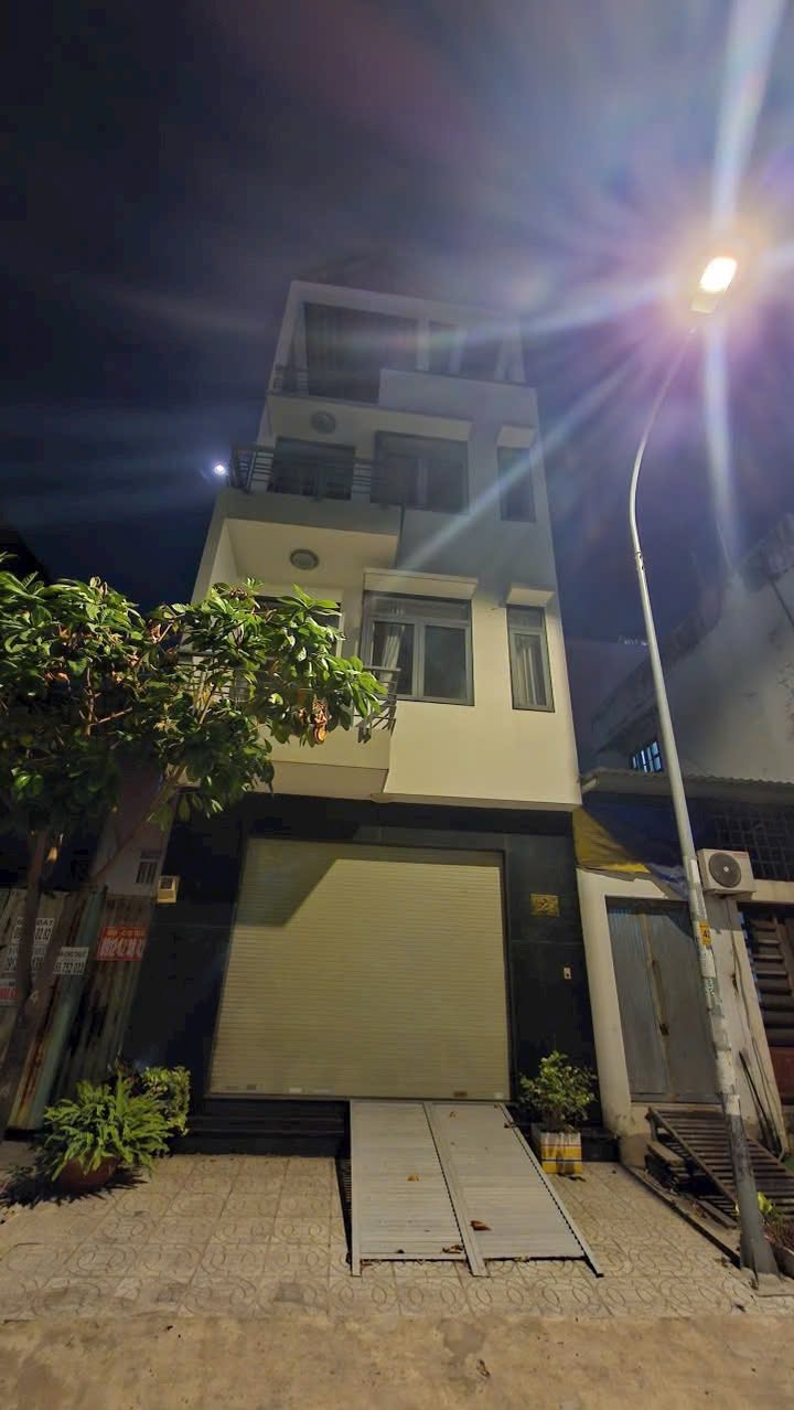 Nhà phố mặt tiền Tân Mỹ Quận 7 80m² giá 13 tỷ - Cơ hội vàng cho kinh doanh!