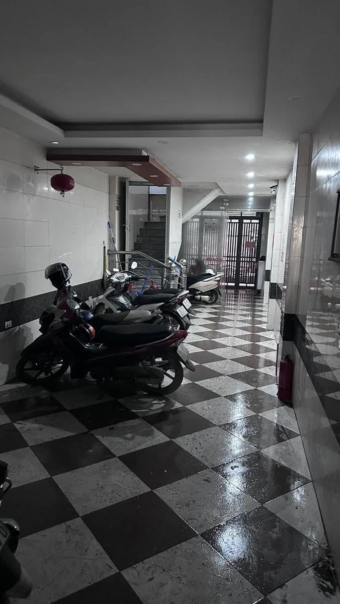 Nhà mặt đường Ngọc Hồi, Hoàng Mai 85m² giá 22.5 tỷ - Doanh thu ổn định 60 triệu/tháng