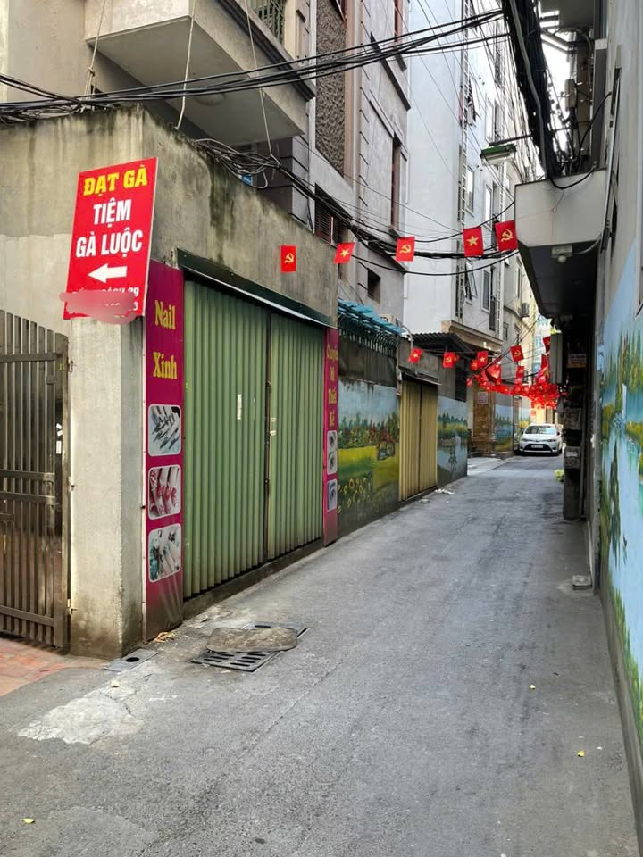 Nhà bán Đình Thôn, Nam Từ Liêm 30m² giá 8.3 tỷ - Sổ vuông đét, thiết kế đẹp!