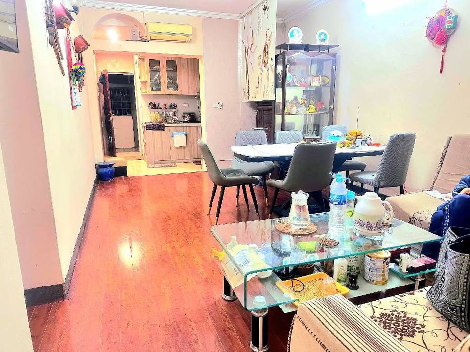 Nhà phố Tân Thụy, Phúc Đồng, Long Biên 106m² giá 21.2 tỷ - Kinh doanh tốt, ô tô vào tận nhà!