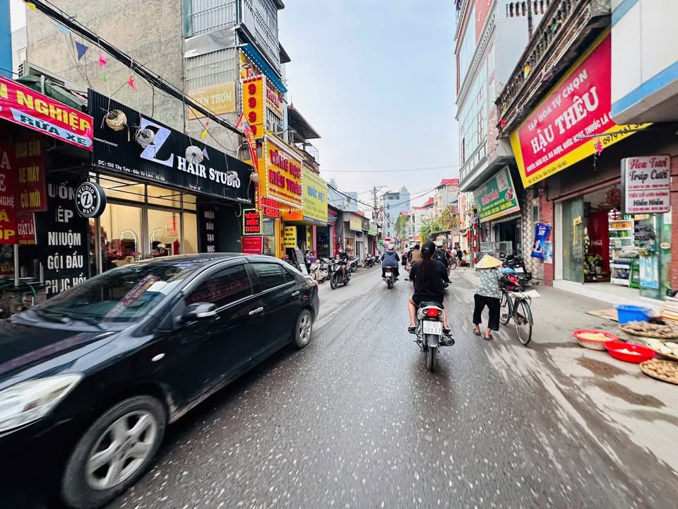 Nhà riêng phường Tây Tựu, Bắc Từ Liêm 62m² giá 7 tỷ - Ô tô đỗ cửa, gần đại học!