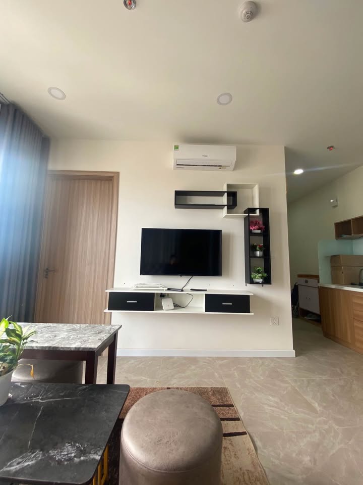 Căn hộ The Light Phú Yên 2PN giá 7 triệu - Full nội thất, ban công hướng Đông