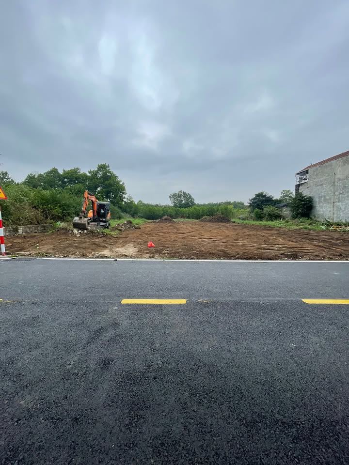 Đất nền Xuân Khanh Sơn Tây 55m² giá 1 tỷ - Đường thông ô tô chạy thoải mái!