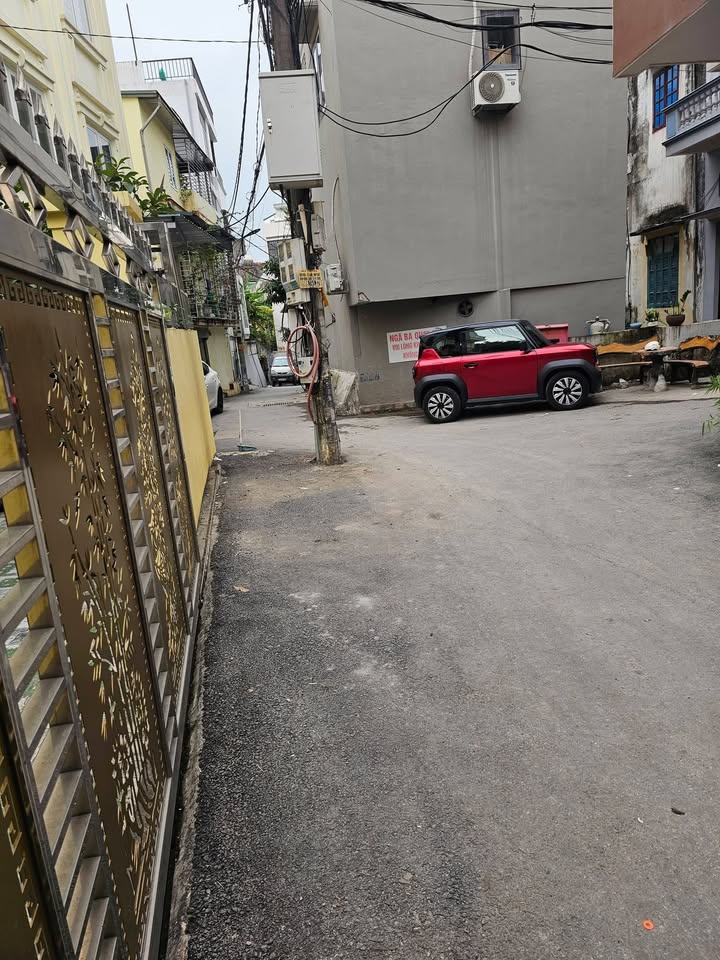 Nhà Đẹp 4 Tầng Trung Tâm Cột 2 Hạ Long 52m² - Giá Thỏa Thuận!