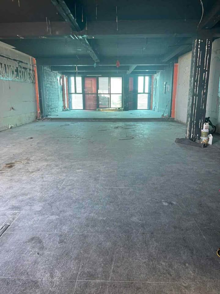 Cho thuê mặt bằng Trần Nguyên Hãn 250m² - Vị trí đắc địa, sẵn sàng hoạt động!