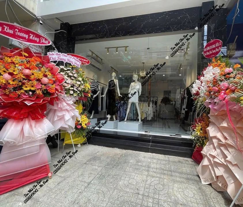 Front House cho thuê tại Nguyễn Hồng Đào, Tân Bình 44m² - Mặt tiền kính sáng rực dễ dàng xây dựng thương hiệu