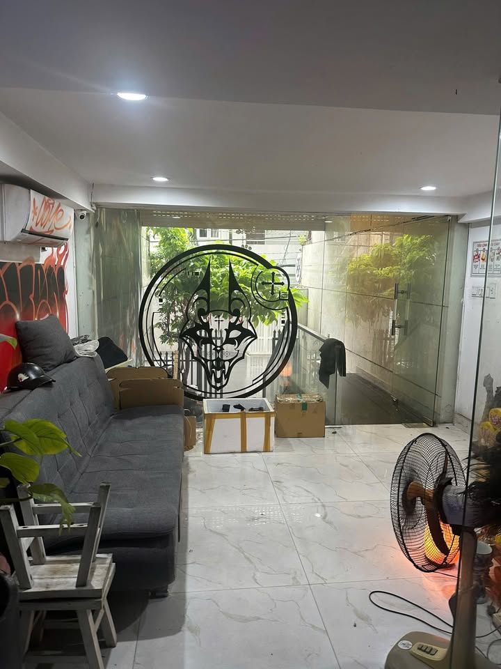 Mặt bằng kinh doanh cho thuê tại Lê Văn Sỹ, Quận 3 - Diện tích 80m², giá chỉ 15 triệu/tháng!