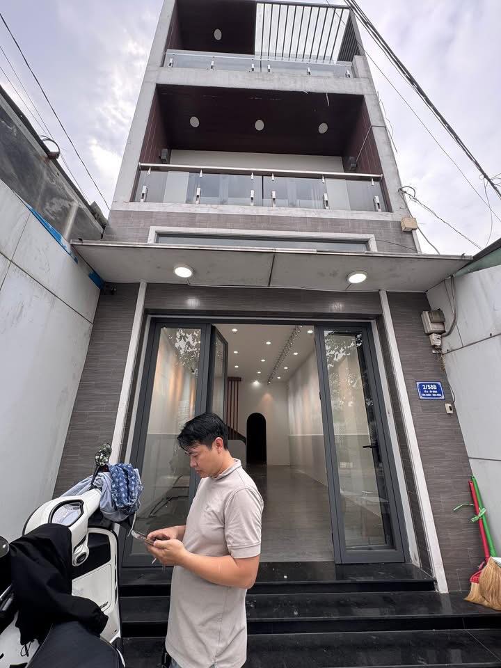 Nhà cho thuê mặt tiền đường Song Hành, Tân Xuân, Hóc Môn 84m² - Phù hợp làm văn phòng, spa, shop!