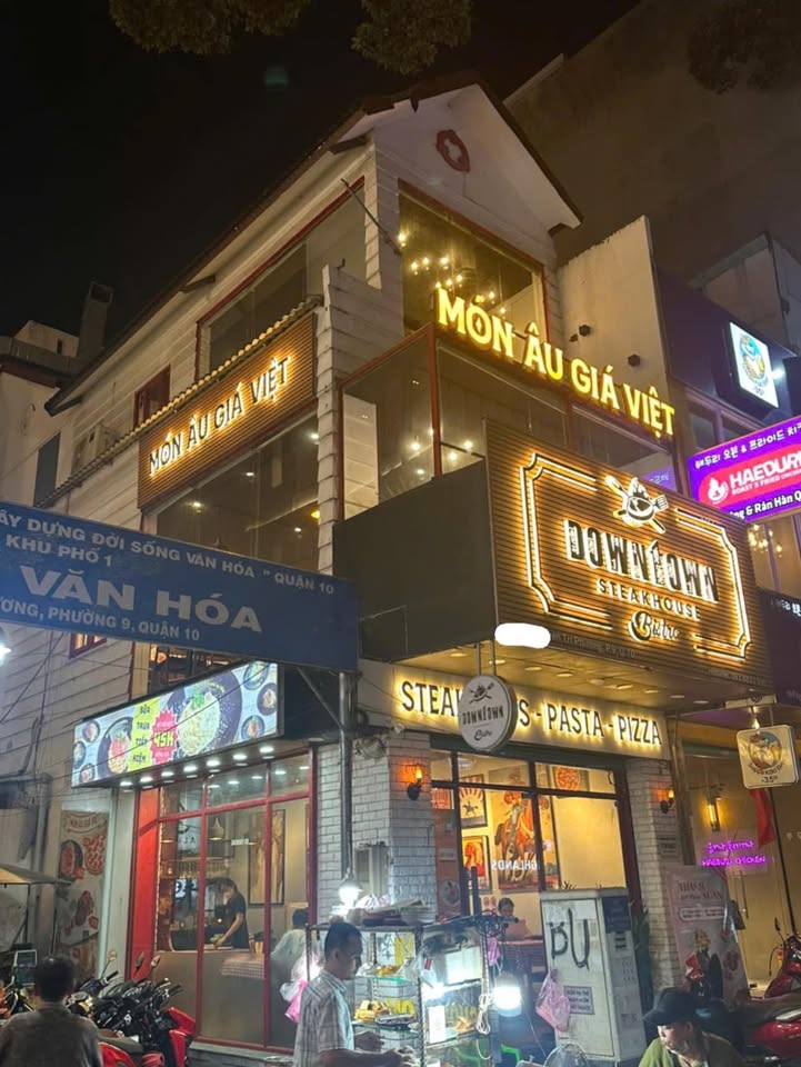 Cho thuê nhà nguyên căn góc 2 mặt tiền Nguyễn Tri Phương, Quận 10 - Kinh doanh đỉnh cao!