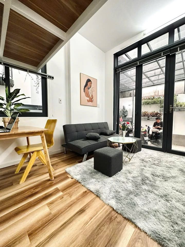 Căn hộ cho thuê 27 Điện Biên Phủ, Bình Thạnh - Ban công thoáng mát, gần trung tâm!