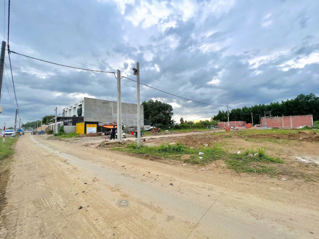 Đất nền Tân Triều Đồng Nai 90m² giá 1.43 tỷ - Sổ đỏ chính chủ, đầu tư sinh lời!