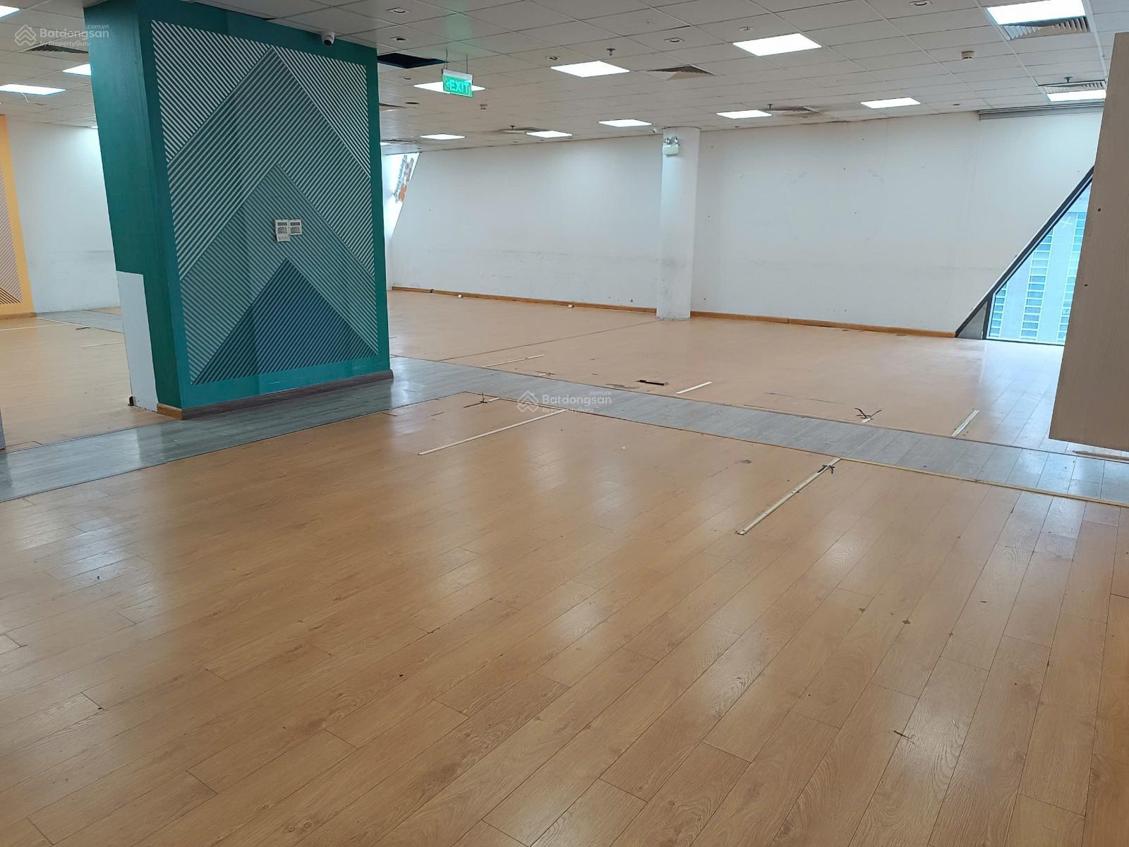 Cho thuê văn phòng The Golden Palm Lê Văn Lương 217m² - Văn phòng chuyên nghiệp tại trung tâm Thanh Xuân!