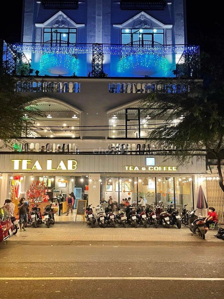 Building cho thuê mặt tiền Đường Tuy Lý Vương Quận 8, Diện tích 600m² - Sẵn sàng kinh doanh ngay!