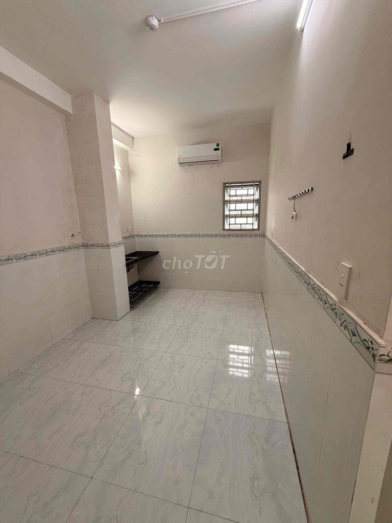Phòng trọ 20m² tại Tân Phú - Chỉ 2.4 triệu, ưu đãi 200k tháng đầu!