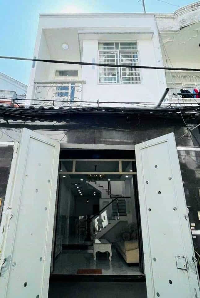 Nhà phố Gò Vấp 52m² giá 2.15 tỷ - Hẻm xe hơi, Sổ hồng riêng