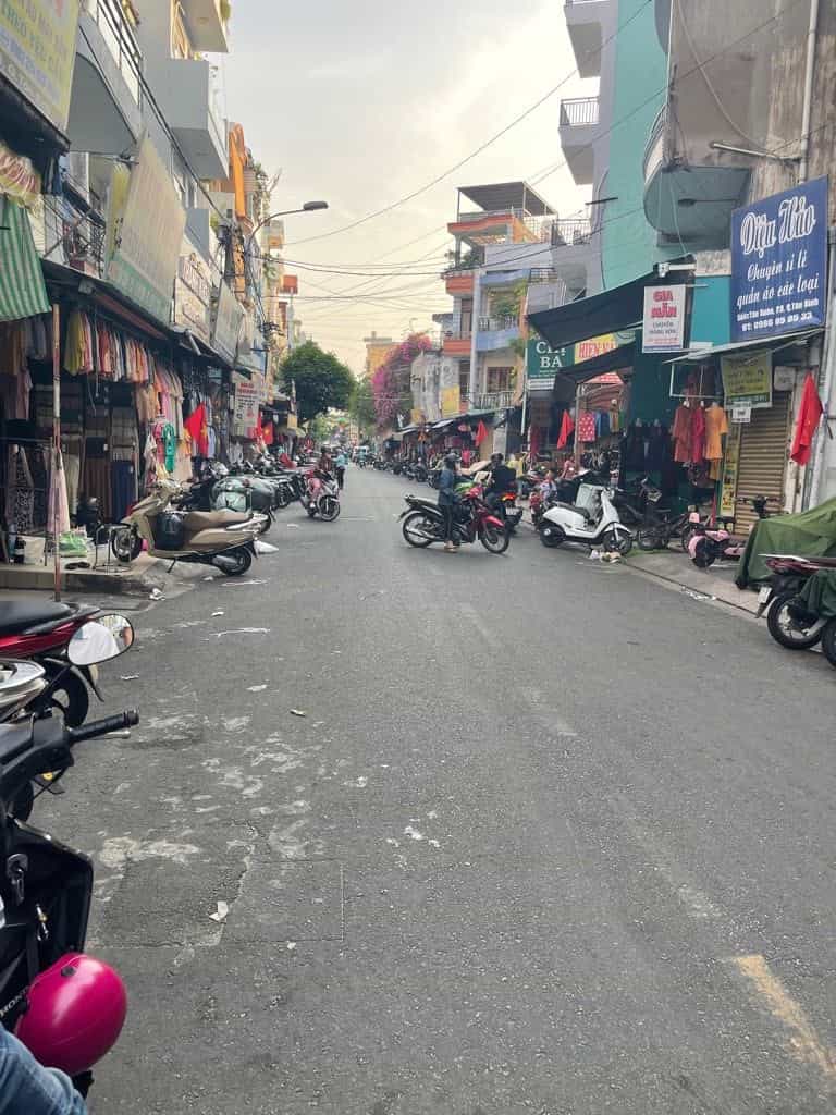 Nhà phố Tân Bình 46m² giá 20.9 tỷ - Vị trí kinh doanh đắc địa!
