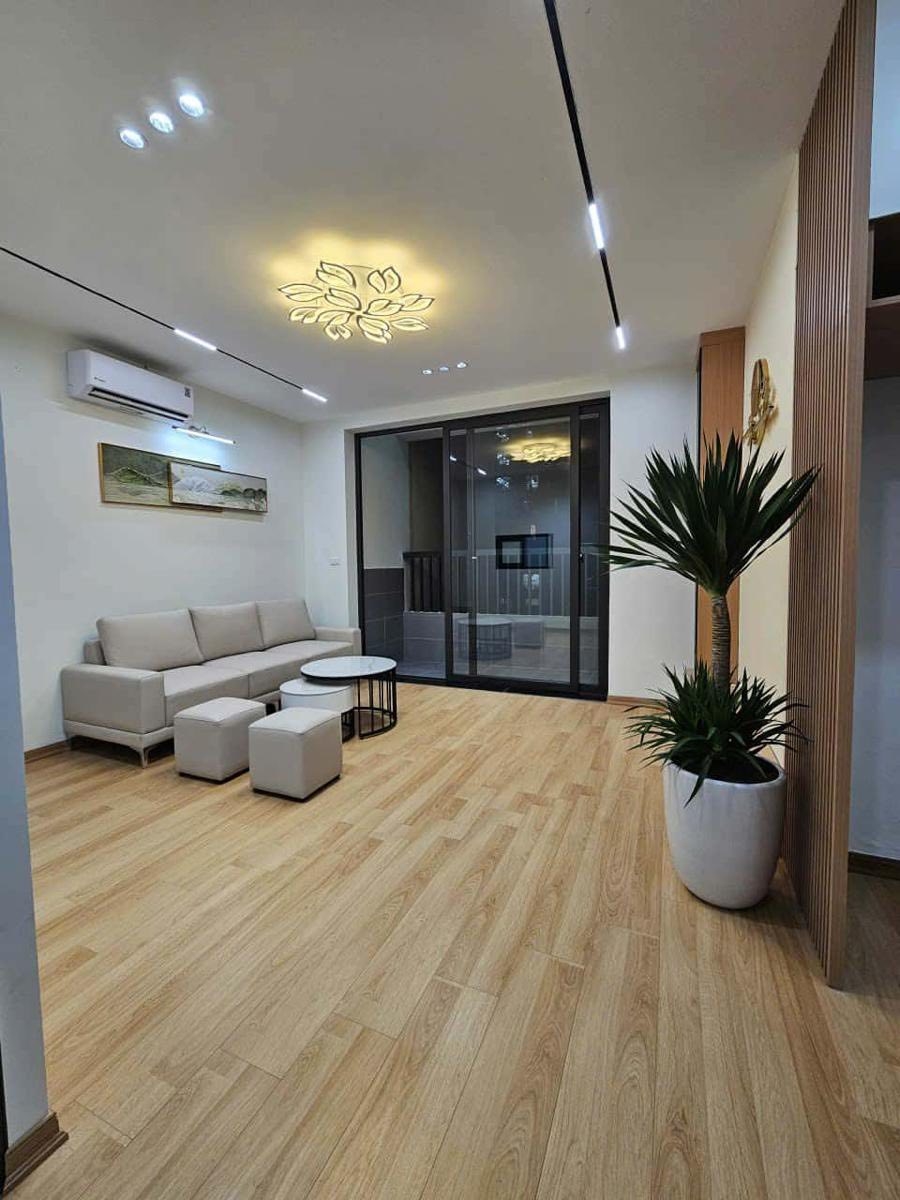 Căn hộ chung cư Khương Đình, Thanh Xuân 70m² giá 6.45 tỷ - Thiết kế hiện đại, không gian thoáng mát!