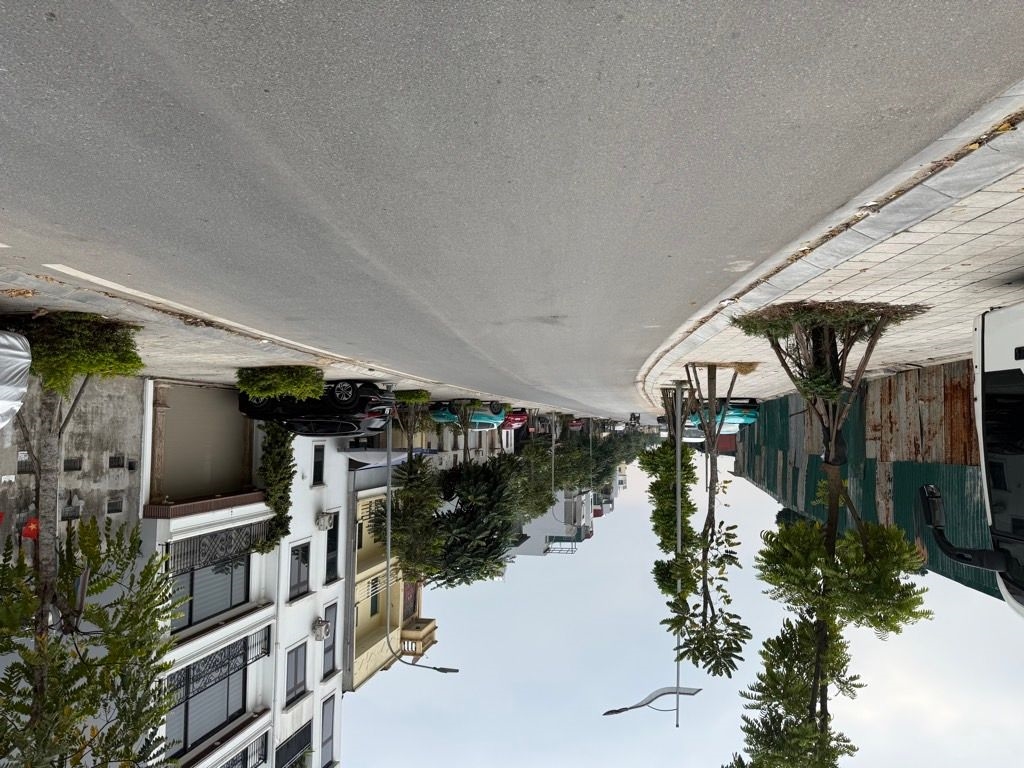 Đất hiếm Ngọc Thụy 74m² giá 12.8 tỷ - Vị trí đắc địa, ngõ thông thoáng!