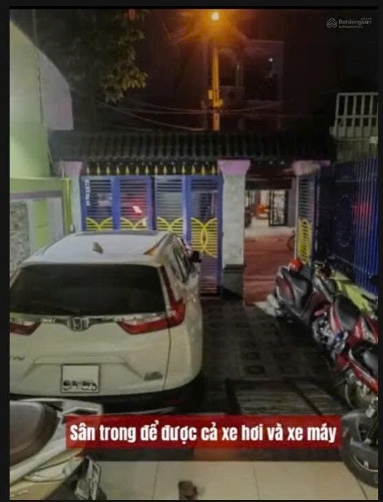 Nhà mặt tiền Huỳnh Thị Hai, Q.12, 122m² giá 12 tỷ - Kinh doanh sầm uất