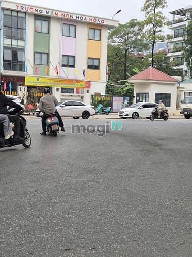 Bán Nhà Mặt Phố Yên Lãng, Quận Đống Đa, 80.6m², Giá 29 tỷ - Đầu Tư Kinh Doanh Sinh Lời!