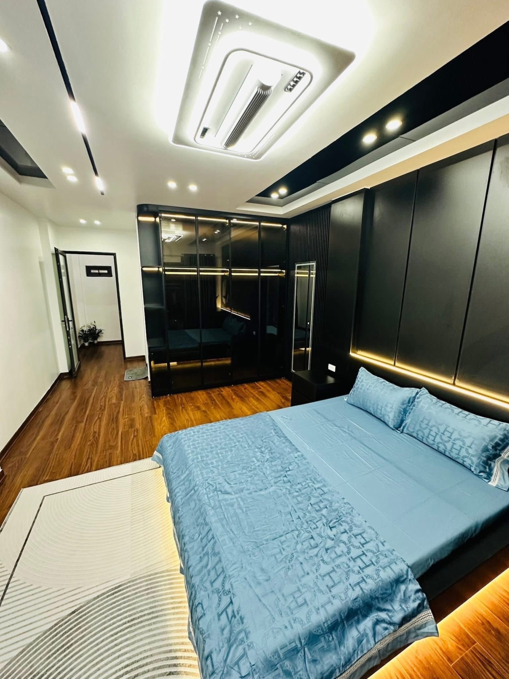 Nhà riêng Nghĩa Đô, Cầu Giấy 35m² giá 7.9 tỷ - Thiết kế Châu Âu sang trọng