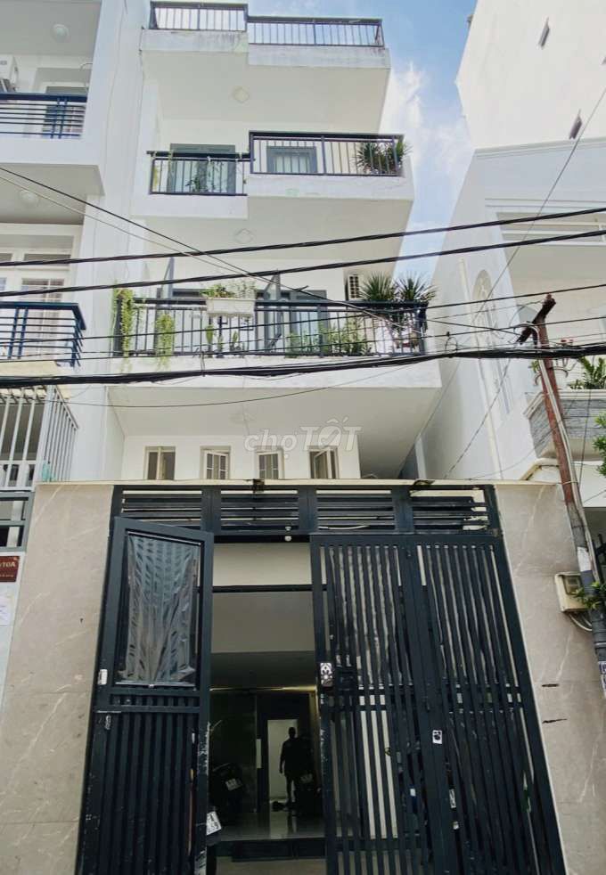 Nhà 5 tầng Hẻm xe hơi đường Phùng Văn Cung 72m² giá 11.4 tỷ - Đầu tư sinh lời ổn định!