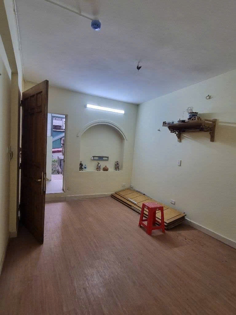 Căn hộ tập thể Tôn Đức Thắng, Văn Miếu - Quốc Tử Giám 65m² giá 3.7 tỷ - Dân trí cao, sẵn sàng ở ngay!