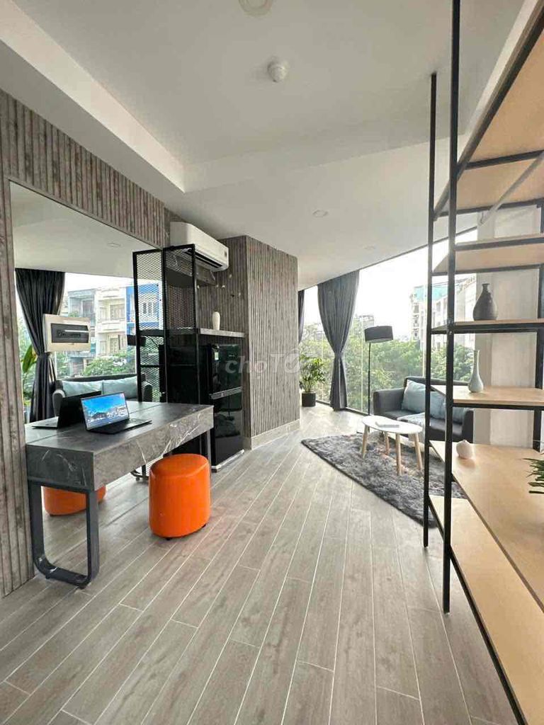 Căn hộ cho thuê Đường Nguyễn Oanh Gò Vấp 50m² giá 5.8 triệu - View kính hiện đại, đầy đủ nội thất!