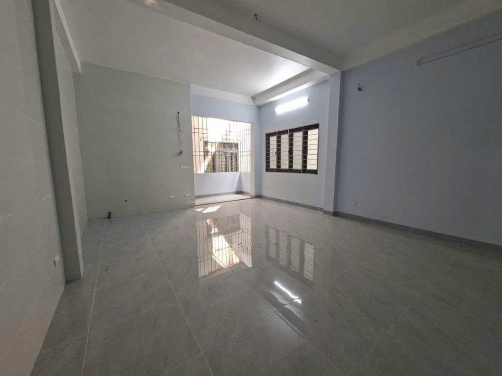 Nhà 6 tầng thang máy Kim Liên 40m² giá 11.65 tỷ - Sẵn sàng vào ở!