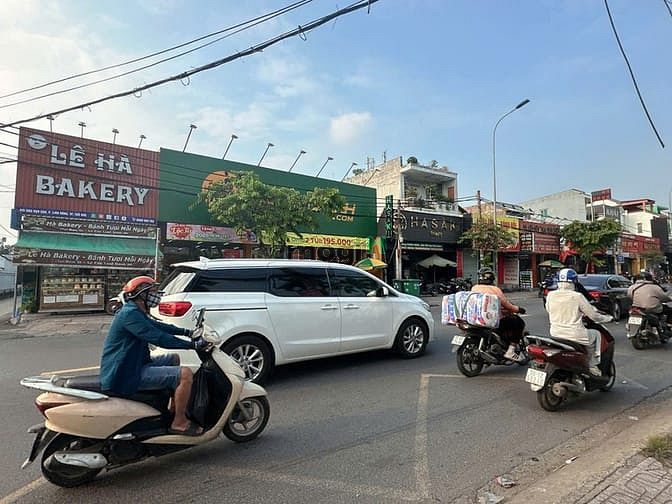 Bán gấp nhà 5 lầu có hầm thang máy 450m² hẻm 10m Kha Vạn Cân chỉ 35 tỷ