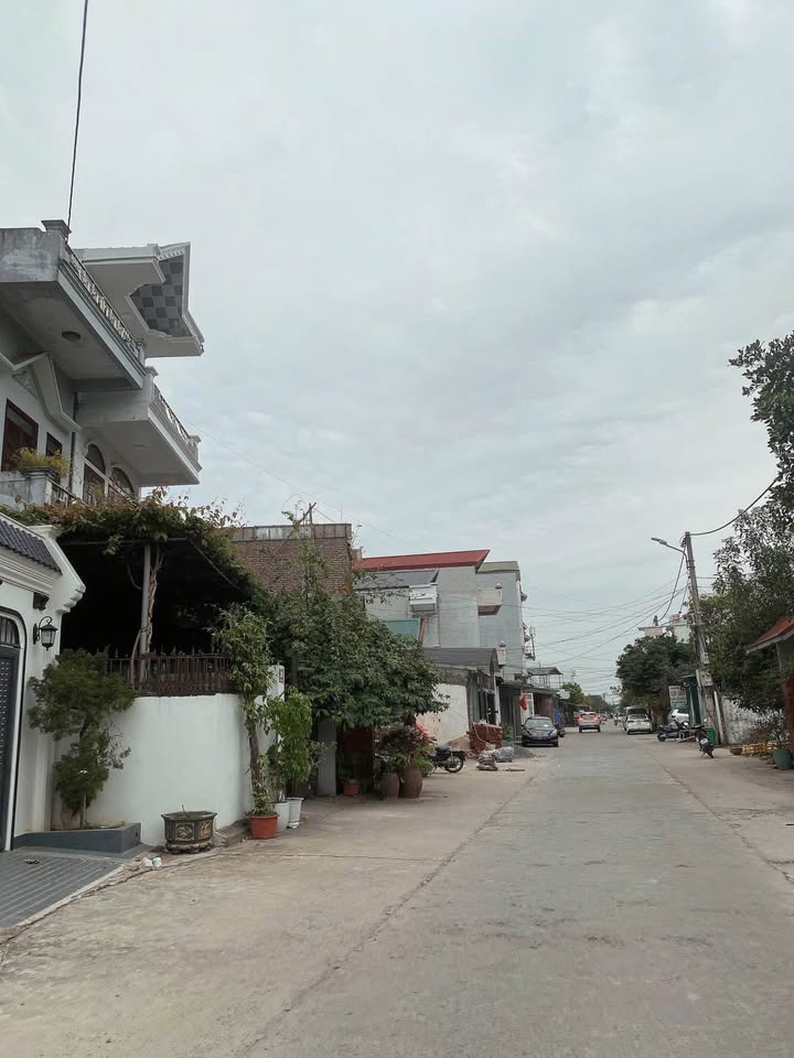 Đất nền khu 3 Hải Hoà Móng Cái 98m² giá 2 tỷ - Đầu tư sinh lời ngay!