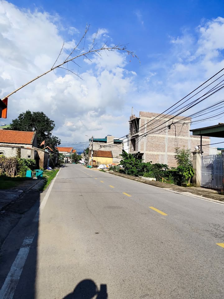 Đất nền 99m² phường Thanh Sơn, Uông Bí chỉ 1 tỷ - Vị trí đắc địa gần trung tâm!