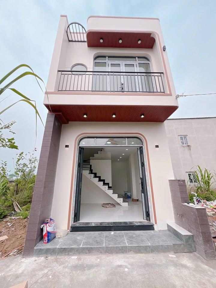 Nhà phố 40m² tại Cần Giuộc, Long An giá 1.65 tỷ - Sổ hồng riêng, chính chủ!