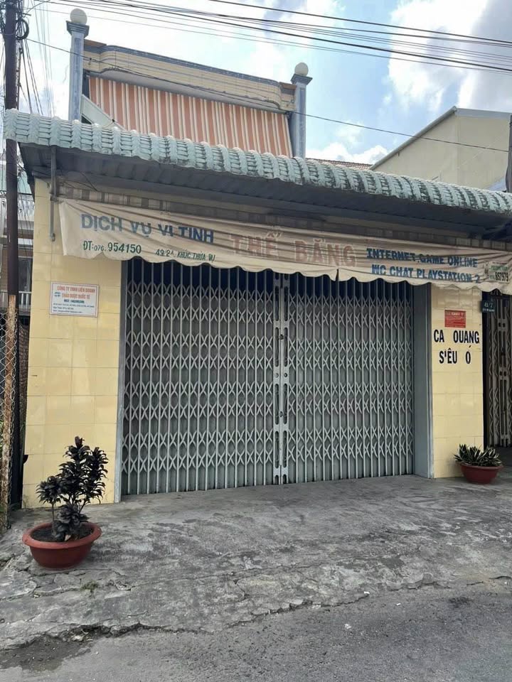 Nhà phố 1 trệt 1 lầu đường Khúc Thừa Dụ, 147m² giá 4 tỷ - Vị trí trung tâm Long Xuyên!