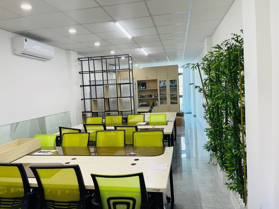 Cho thuê văn phòng tại Thủ Đức 80m² giá 25 triệu - Sẵn sàng vào làm việc!
