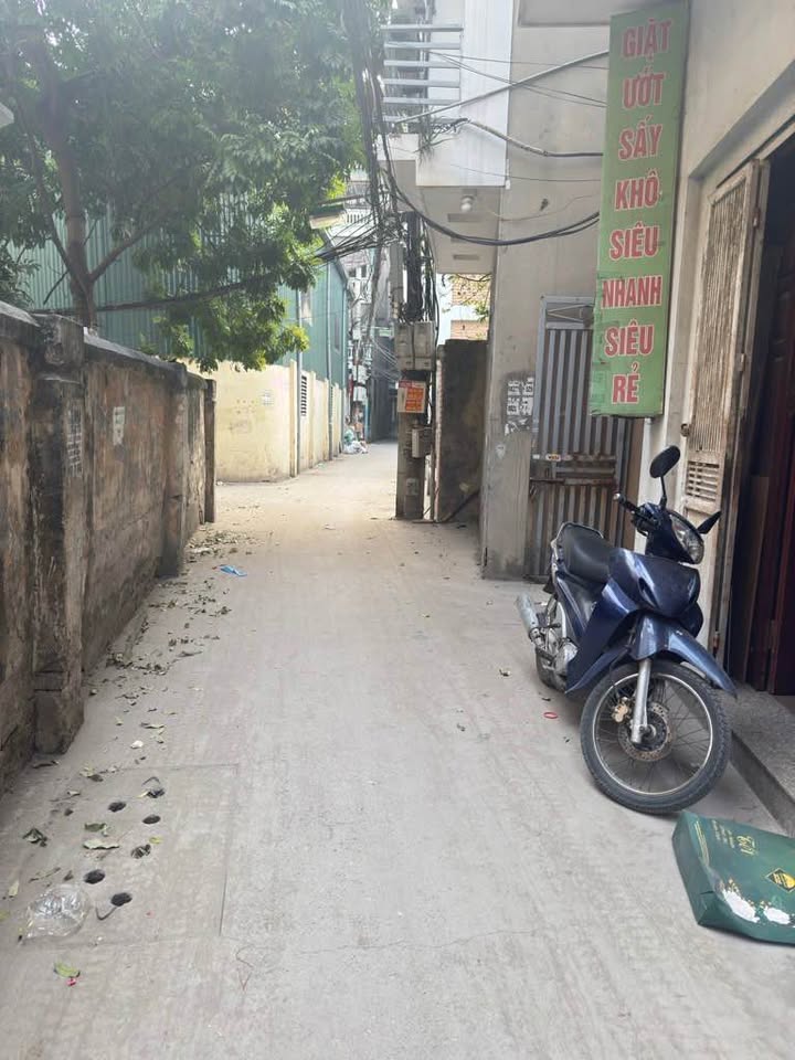 Nhà riêng Trần Duy Hưng 53m² giá 11 tỷ - 3 mặt thoáng, ô tô đỗ cổng!