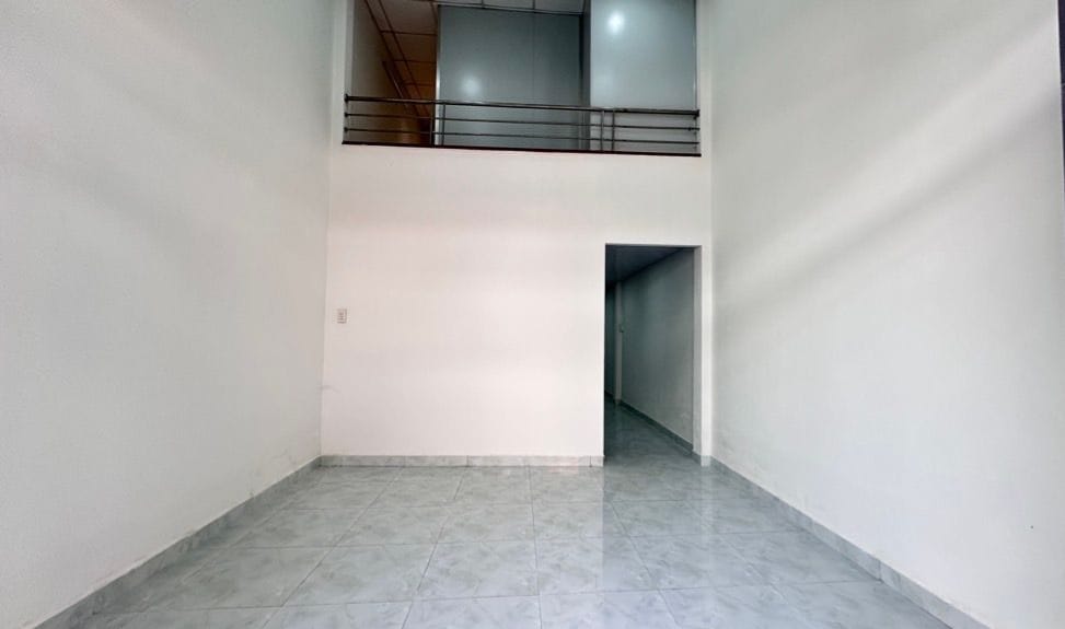 Nhà 2 tầng Thạnh Xuân, Quận 12, 52m² giá chỉ 1.6 tỷ - Cơ hội vàng cho gia đình nhỏ!