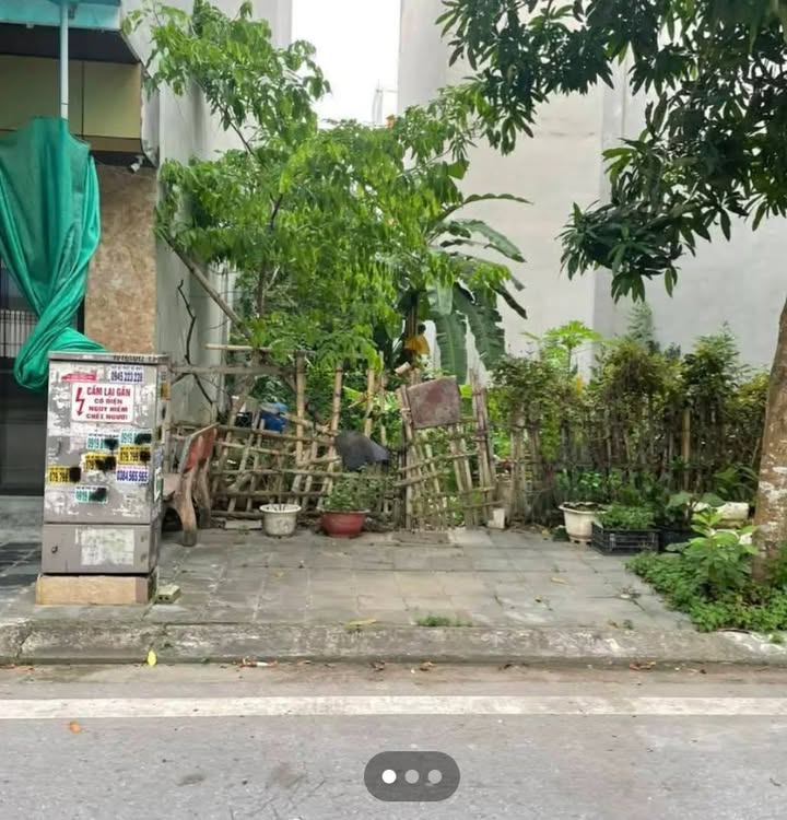 Đất nền mặt đường khu đô thị Dệt CL11, Nam Định 69.75m² giá 5.3 tỷ - Cơ hội đầu tư hấp dẫn!