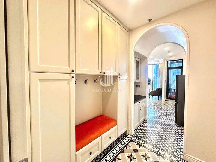 Căn hộ 2PN Vinhomes Golden River 35 triệu - Tầng cao view sông tuyệt đẹp!