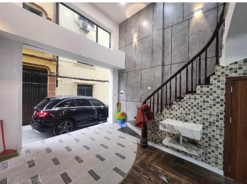 Nhà phố Bạch Mai, Hai Bà Trưng 35m² giá thỏa thuận - Thiết kế hiện đại, ô tô đỗ cửa!