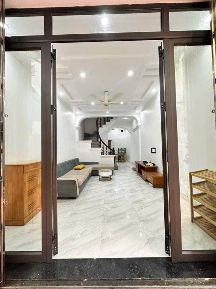 Nhà Lô Góc Tô Hiệu, Lê Chân 40m² giá 2.55 tỷ - Về ở ngay!