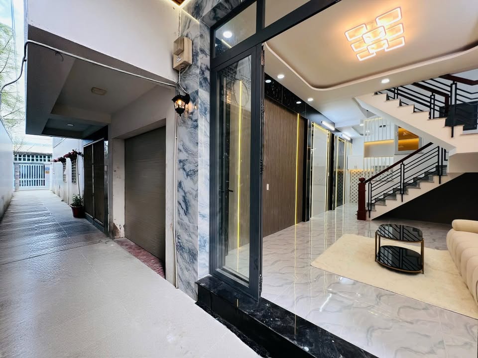 Nhà phố 77/10 Chuyên Dùng Chín, Phú Mỹ, quận 7, 36m² giá 2.62 tỷ - Sẵn sàng vào ở ngay!