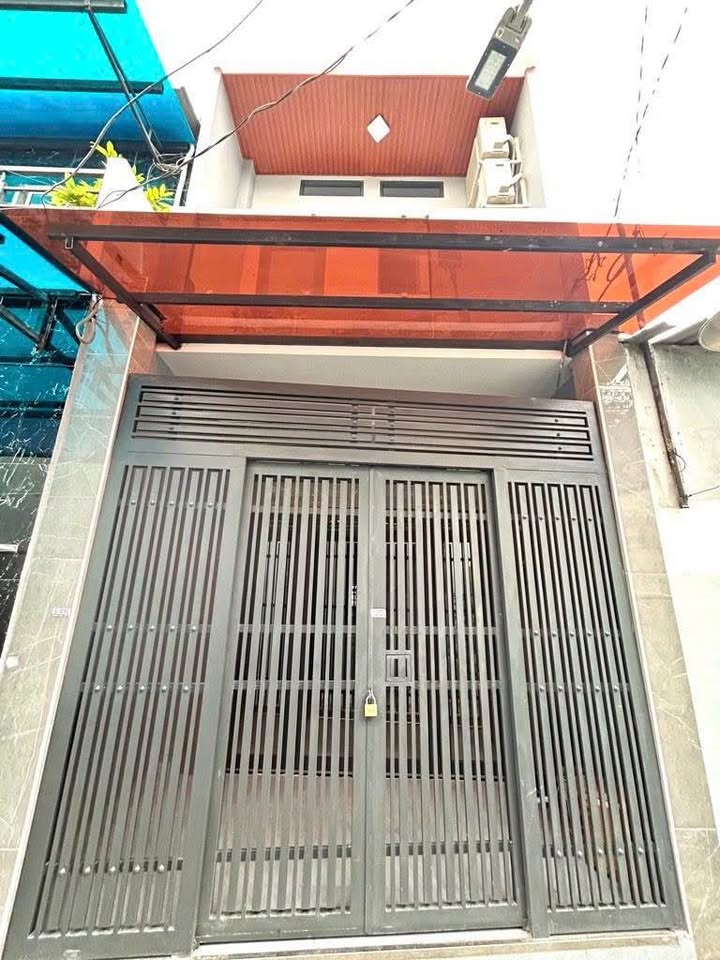 Nhà mới phố Lý Chiêu Hoàng, Quận 6, 31.5m² giá 3.95 tỷ - Tiềm năng tăng giá cao!