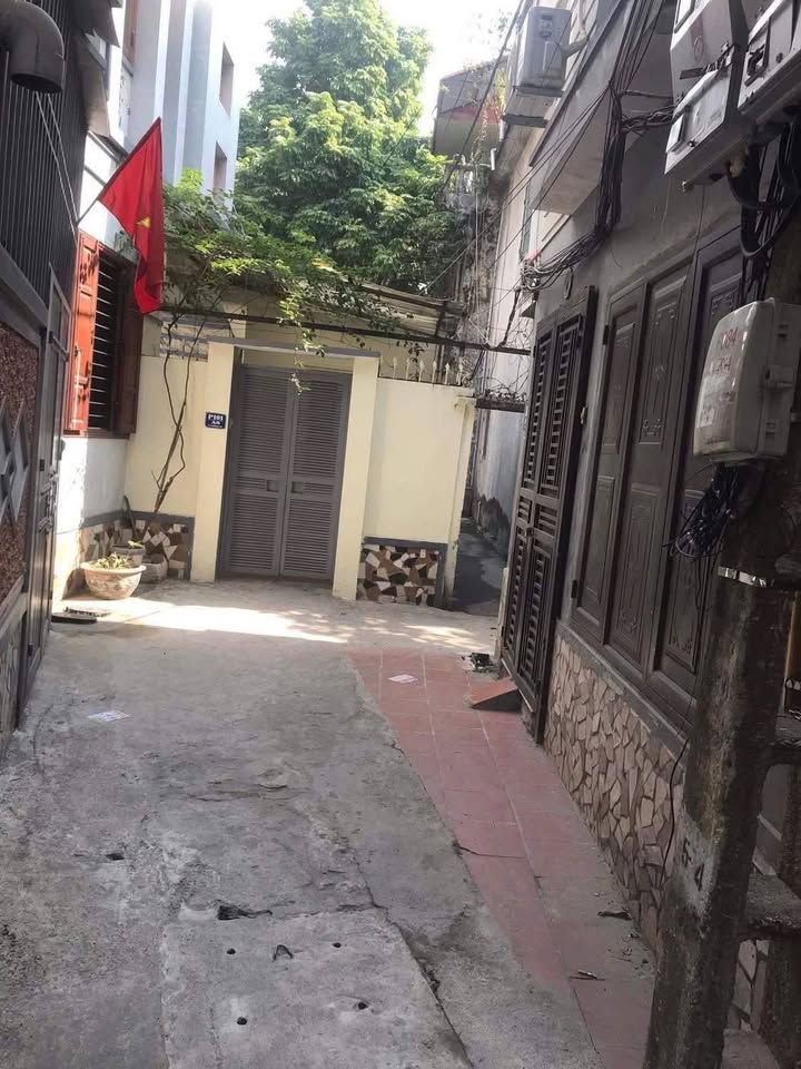 Phòng cho thuê tại Ngõ 118 Hồ Tùng Mậu, Mai Dịch 3.7 triệu - Gần ĐH Thương Mại, không chung chủ!