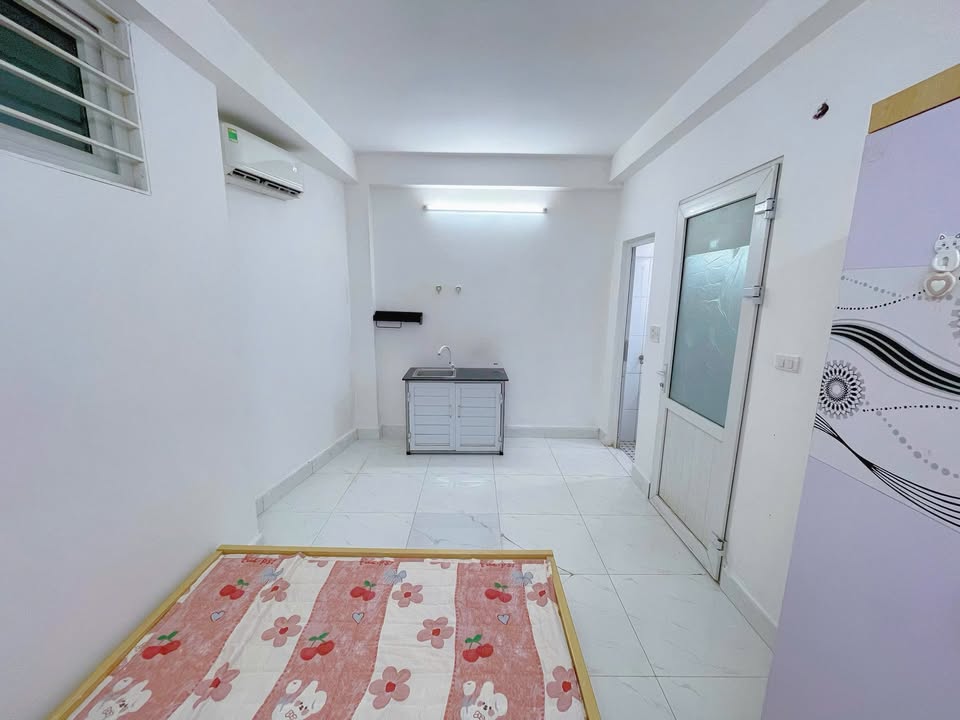 Phòng trọ cho thuê tại Cầu Giấy - Diện tích rộng, nội thất đầy đủ chỉ 3 triệu/tháng!