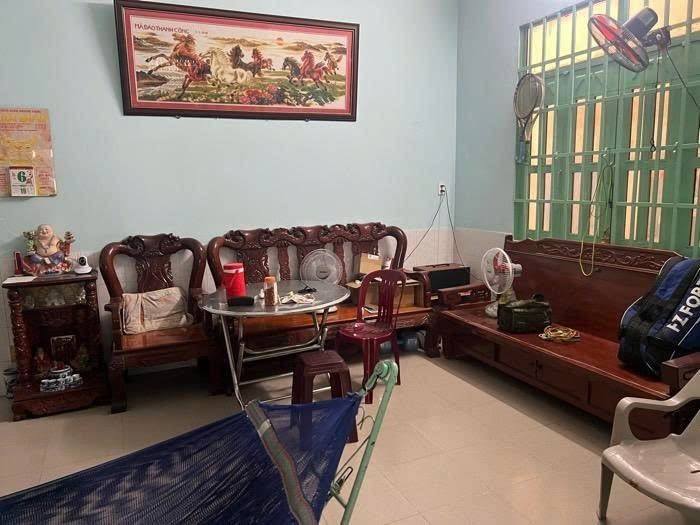 Nhà 2 tầng 180m² tại Bình Chiểu, Thủ Đức - Chỉ 9 tỷ, thu nhập 12 triệu/tháng!