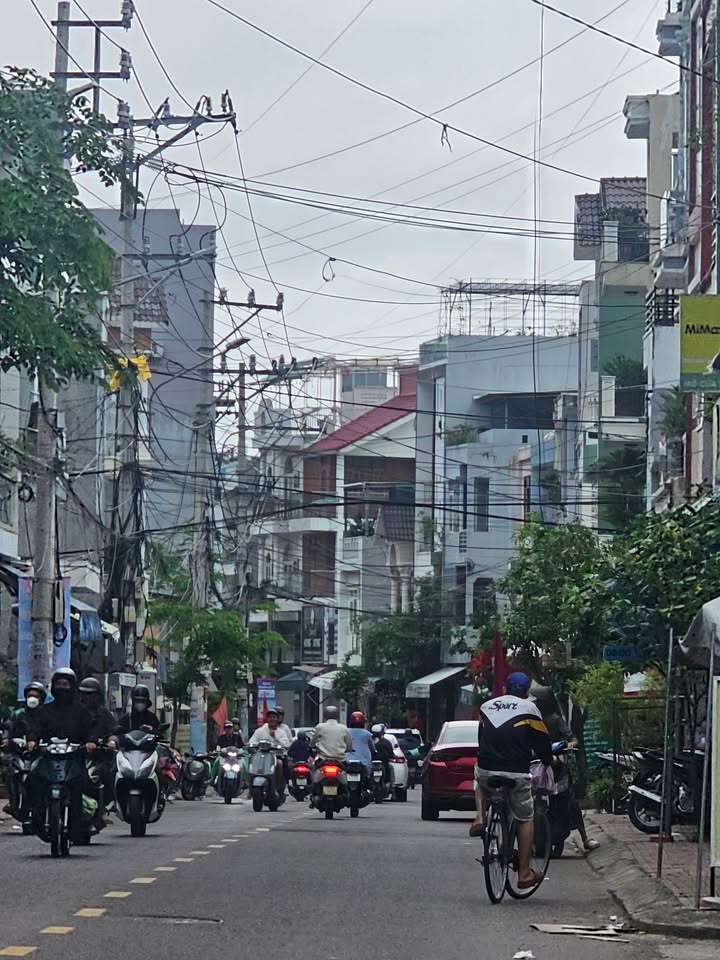 Nhà cấp 4 mặt tiền Hoàng Văn Thụ, Quy Nhơn 85m² giá 7.5 tỷ - Cơ hội đầu tư tuyệt vời!