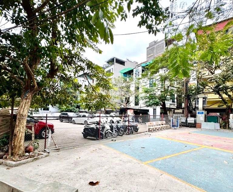 Đất nền Bồ Đề Long Biên 132m² giá 26.4 tỷ - Lô góc, ô tô vào tận nơi!