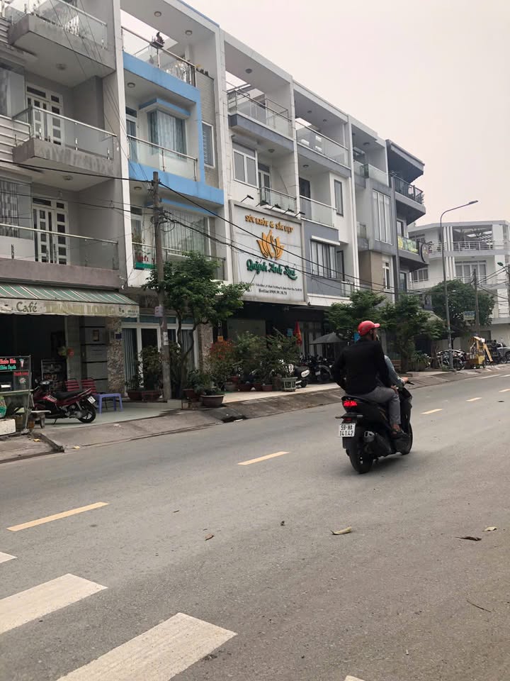 Đất nền mặt tiền đường 32, Bình Trị Đông B, 100m² giá 13.5 tỷ - Đầu tư sinh lời ngay!