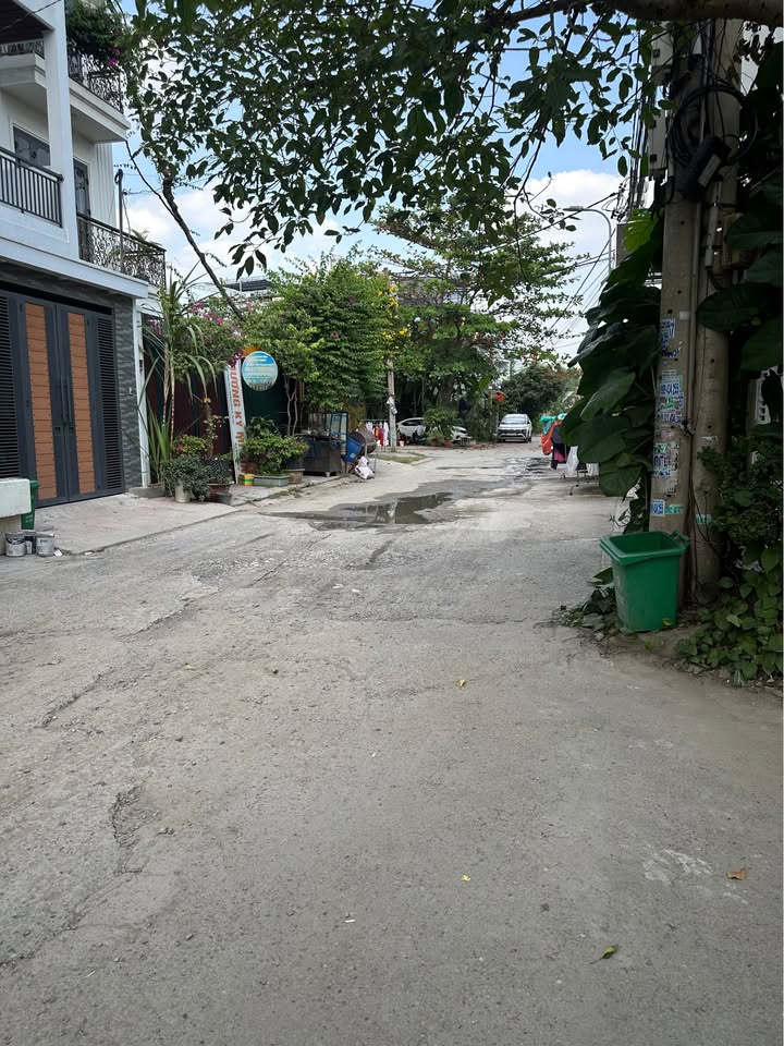 Bán đất Phước Long B Thủ Đức 67m² giá 6 tỷ - Đất vuông đẹp, xây dựng thoải mái!